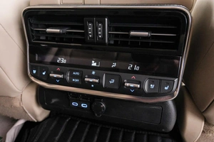 Внедорожник Toyota Land Cruiser 2021 года, 10399000 рублей, Красноярск