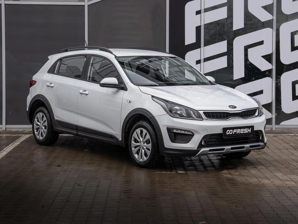Хетчбэк Kia Rio X-Line 2019 года, 1540000 рублей, Краснодар