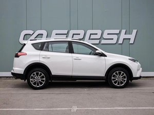 Внедорожник Toyota RAV4 2016 года, 2330000 рублей, Большой Сочи