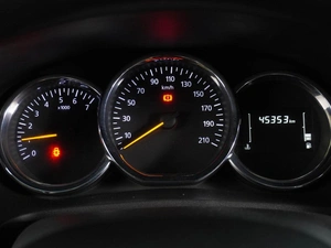 Хетчбэк Renault Sandero 2019 года, 1129000 рублей, Воронеж