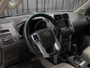 Внедорожник Toyota Land Cruiser Prado 2012 года, 2899000 рублей, Красноярск
