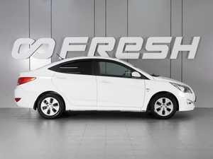 Седан Hyundai Solaris 2015 года, 1130000 рублей, Красный Пахарь