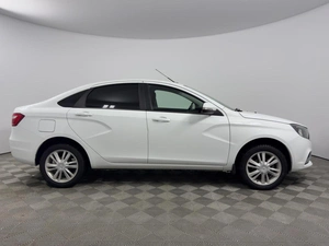Седан ВАЗ (LADA) Vesta 2018 года, 796200 рублей, Казань