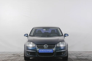 Седан Volkswagen Jetta 2009 года, 709000 рублей, Кемерово