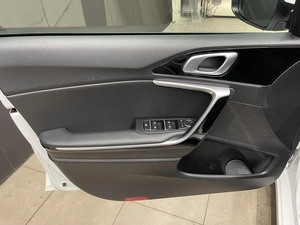 Универсал Kia Ceed 2022 года, 2090000 рублей, Красноярск