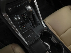 Внедорожник Lexus NX 2019 года, 3392000 рублей, Ставрополь