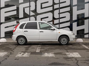 Хетчбэк ВАЗ (LADA) Kalina 2011 года, 300000 рублей, Краснодар