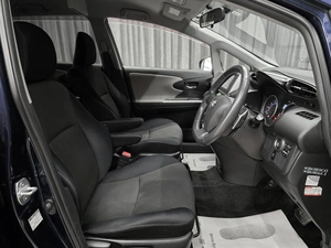 Минивэн Toyota Wish 2012 года, 1360000 рублей, Красноярск