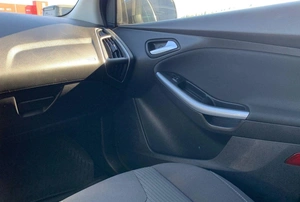 Хетчбэк Ford Focus 2012 года, 715000 рублей, Солонцы