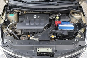 Хэтчбек Nissan Tiida 2010 года, 800000 рублей, Мирное