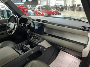 Внедорожник Land Rover Defender 2021 года, 4187000 рублей, Солонцы