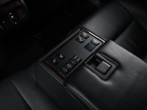 Седан Toyota Camry 2017 года, 2399777 рублей, Москва