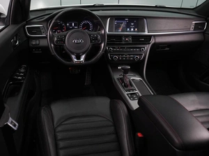 Седан Kia Optima 2017 года, 2199000 рублей, Воронеж