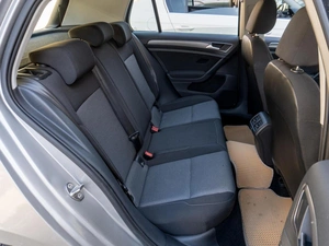 Хетчбэк Volkswagen Golf 2013 года, 879000 рублей, Саратов