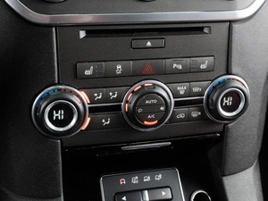 Внедорожник Land Rover Discovery 2015 года, 2490000 рублей, Тюмень