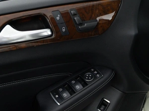 Внедорожник Mercedes-benz M-класс 2012 года, 2949050 рублей, Москва