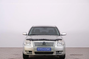 Седан Toyota Avensis 2004 года, 769000 рублей, Омск