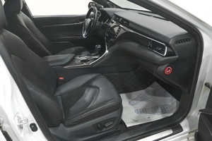 Седан Toyota Camry 2020 года, 3669000 рублей, Новокузнецк