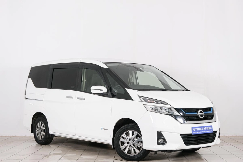 Минивэн Nissan Serena 2018 года, 1929000 рублей, Красноярск