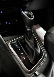 Седан Hyundai Solaris 2017 года, 1280000 рублей, Красноярск