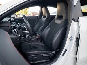 Седан Mercedes-benz CLA-класс 2019 года, 3349000 рублей, Краснодар