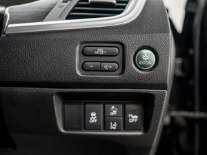 Хетчбэк Honda Jade 2017 года, 1430000 рублей, Красноярск