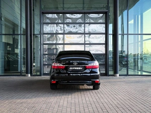 Седан Toyota Camry 2015 года, 1950000 рублей, Уфа