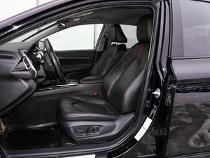 Седан Toyota Camry 2020 года, 3200000 рублей, Тверь