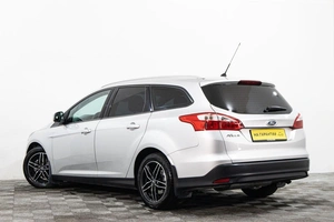 Универсал Ford Focus 2013 года, 719000 рублей, Сургут