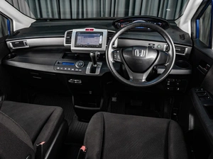 Минивэн Honda Freed 2014 года, 1499000 рублей, Тюмень