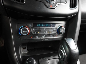 Седан Ford Focus 2016 года, 1169000 рублей, Воронеж