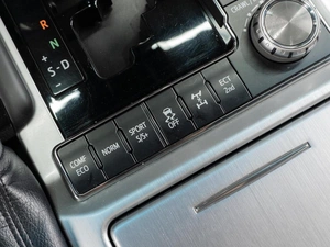 Внедорожник Toyota Land Cruiser 2017 года, 7099000 рублей, Тюмень