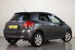 Хетчбэк Toyota Auris 2007 года, 739000 рублей, Челябинск