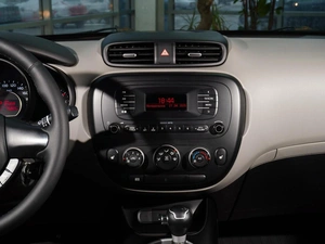 Хетчбэк Kia Soul 2014 года, 1530111 рублей, Тверь