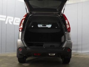 Внедорожник Nissan X-Trail 2014 года, 1490000 рублей, Омск