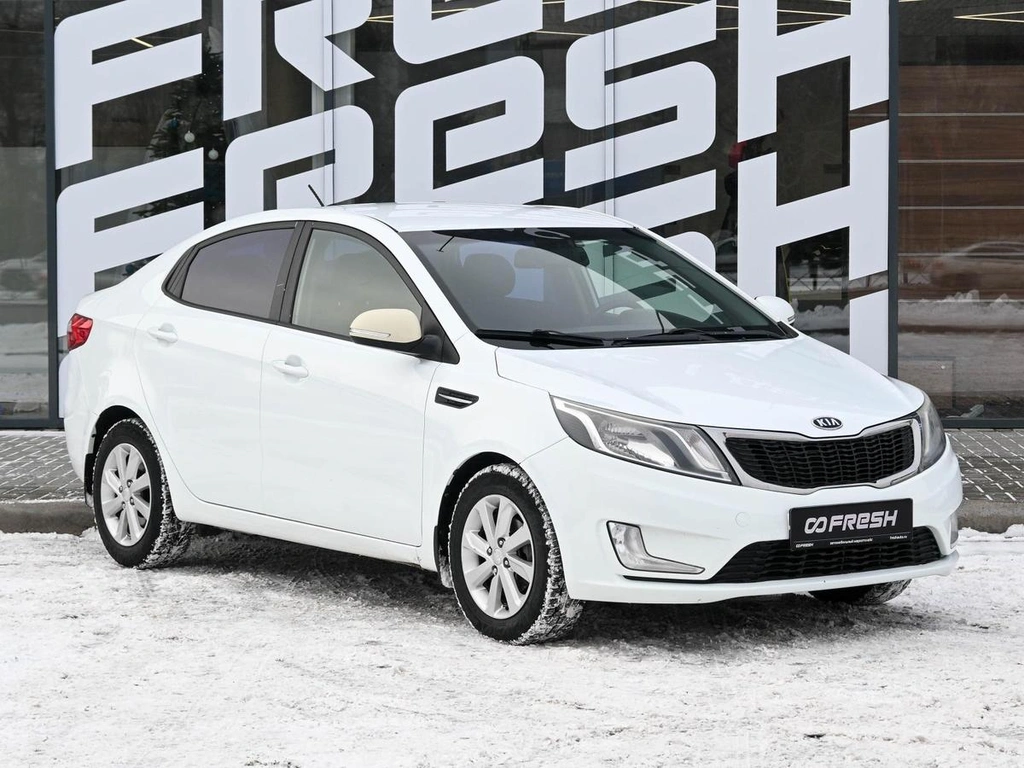 Седан Kia Rio 2012 года, 899000 рублей, Волгоград