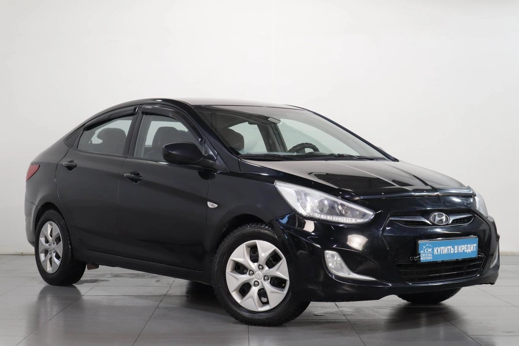 Седан Hyundai Solaris 2014 года, 639000 рублей, Челябинск