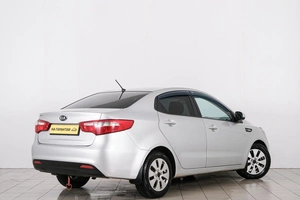 Седан Kia Rio 2013 года, 799000 рублей, Красноярск