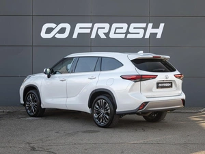 Внедорожник Toyota Highlander 2025 года, 5670000 рублей, Краснодар