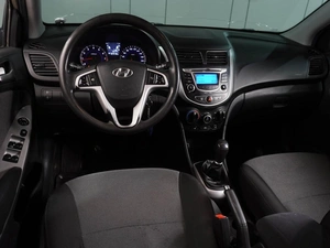 Хетчбэк Hyundai Solaris 2012 года, 789000 рублей, Воронеж