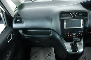 Минивэн Nissan Serena 2011 года, 1129000 рублей, Омск