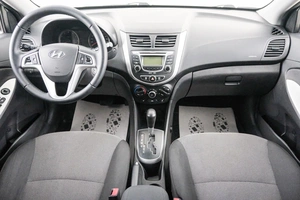 Седан Hyundai Solaris 2013 года, 899000 рублей, Красноярск