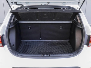 Хетчбэк Kia Rio X-Line 2019 года, 1739000 рублей, Краснодар