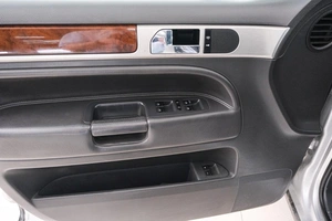 Внедорожник Volkswagen Touareg 2008 года, 1449000 рублей, Красноярск