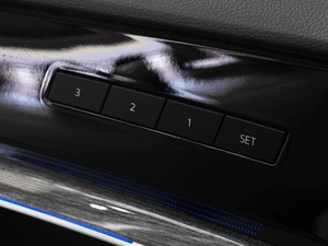 Внедорожник Volkswagen Touareg 2020 года, 5619000 рублей, Тюмень