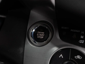 Внедорожник Toyota RAV4 2008 года, 1499000 рублей, Тюмень