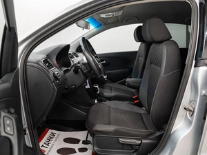 Седан Volkswagen Polo 2019 года, 1299000 рублей, Красноярск