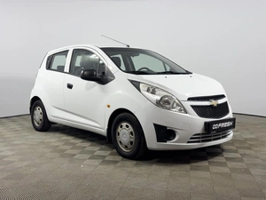 Хетчбэк Chevrolet Spark 2011 года, 440000 рублей, Казань