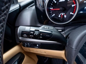 Минивэн Kia Carnival 2021 года, 3699000 рублей, Саратов