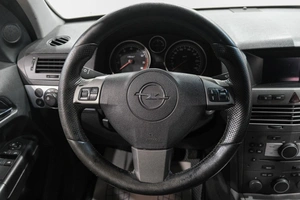 Хетчбэк Opel Astra 2006 года, 499000 рублей, Новокузнецк
